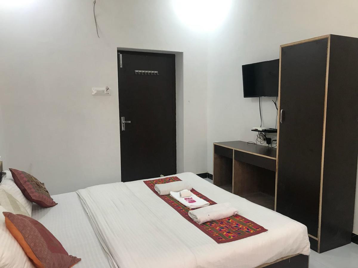 Tofu Hotel & Safari Jaisalmer Εξωτερικό φωτογραφία
