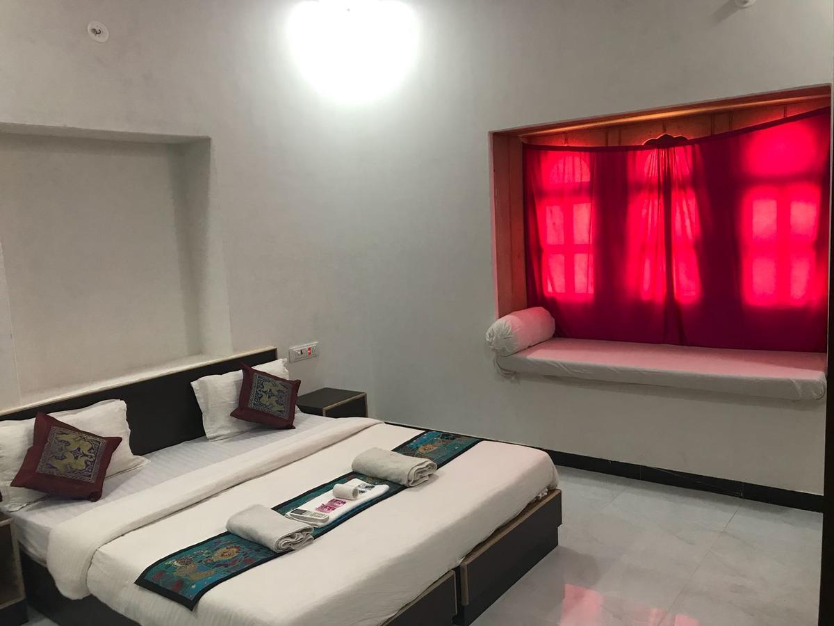 Tofu Hotel & Safari Jaisalmer Εξωτερικό φωτογραφία