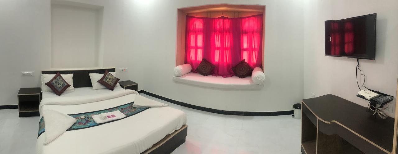 Tofu Hotel & Safari Jaisalmer Εξωτερικό φωτογραφία